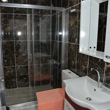 Julia Gordos Apartmanhotel *